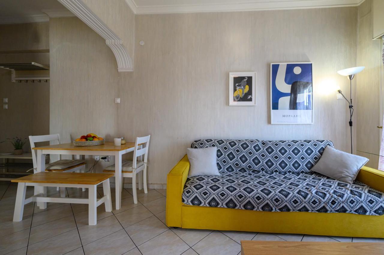 Roubini 52 Apartamento Kalamata